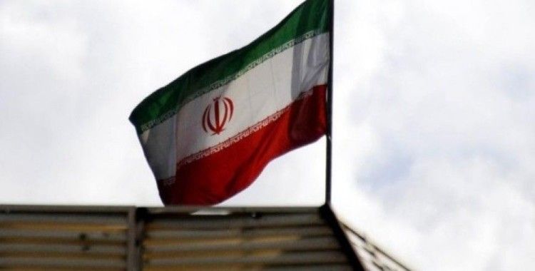 İran'da kaçak ticaret 12 milyar dolara ulaştı