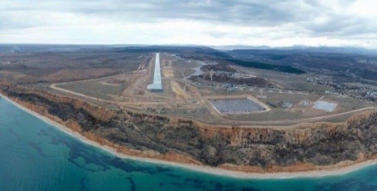 Rusya, Kırım'a askeri havalimanı inşa etti