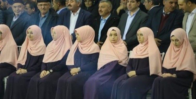 Kur'an kurslarındaki 41 kız öğrenci için icazet töreni düzenlendi