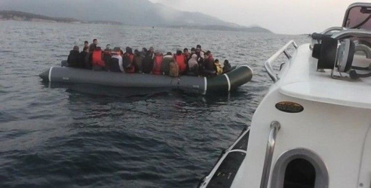 Antalya'da 24 düzensiz göçmen kurtarıldı
