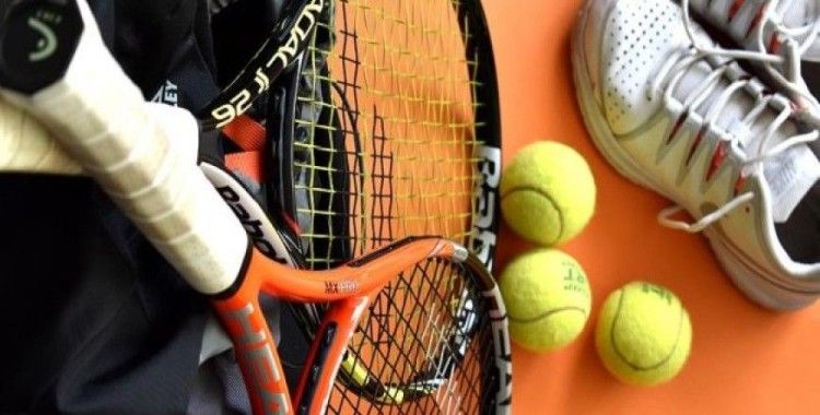 Tenis 'zengin sporu' algısından kurtuluyor