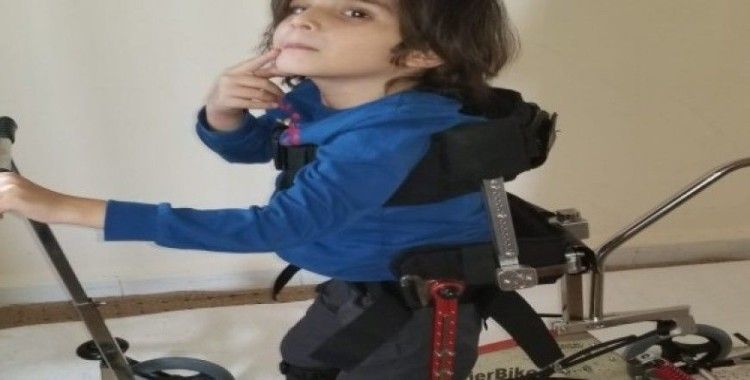Serebral Palsi hastası çocuk, 7 yıl sonra yürüdü