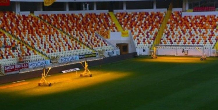 Yeni Malatya Stadı'nın zemini denetlendi
