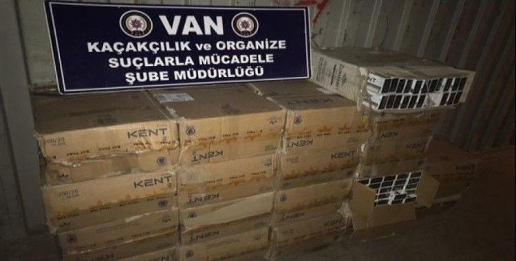 Van'da 9 bin 400 paket kaçak sigara ele geçirildi