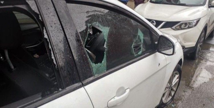 Başakşehir'de araç parkı yüzünden silahlı kavga çıktı, 1 yaralı
