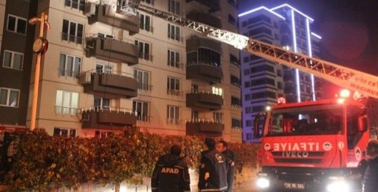Kayseri'de korkutan yangın, 8 kişi hastaneye kaldırıldı