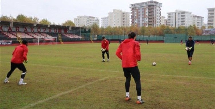 Karaköprü Belediyespor Erbaaspor'a maçına hazırlanıyor