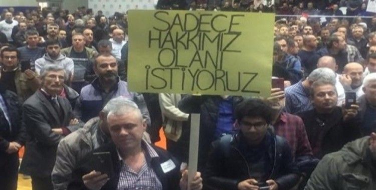 ​Bursa'da EYT'liler spor salonuna sığmadı