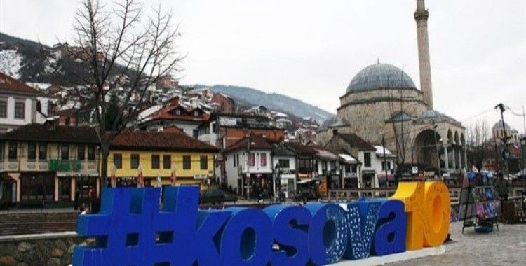 AB'den Kosova'ya 'gümrük vergisi' çağrısı