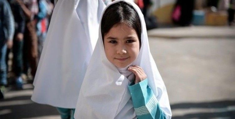İran'ın güneydoğusunda on binlerce çocuk ilköğretimden mahrum
