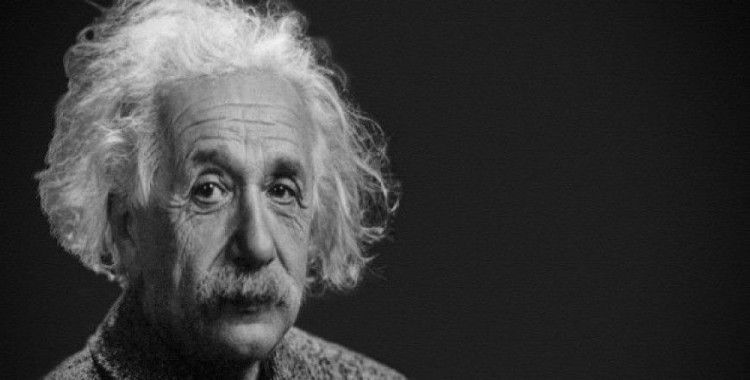 Einstein'ın 'Tanrı mektubu' 2,9 milyon dolara satıldı