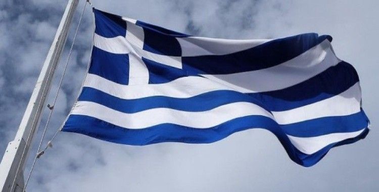 Yunanistan savaş gemisi almak için halktan yardım toplayacak