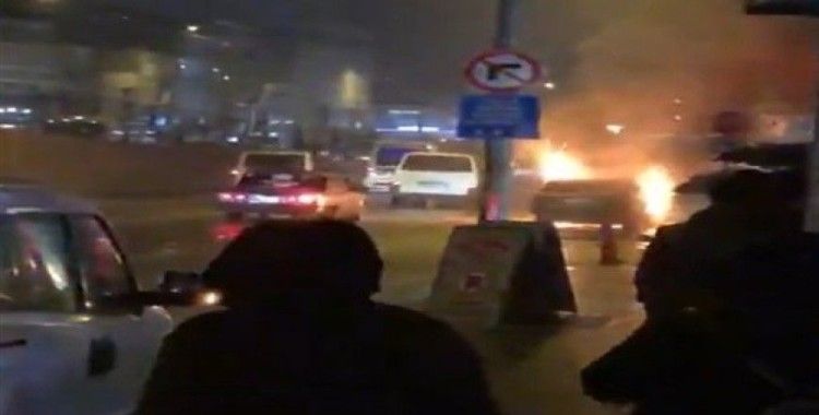 Bursa'da seyir halindeki otomobil alev aldı