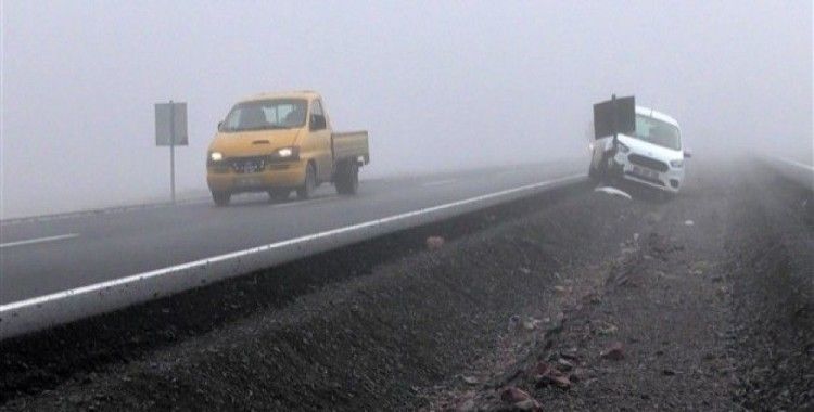 Ardahan'da sis ve buzlanma kazalara neden oldu