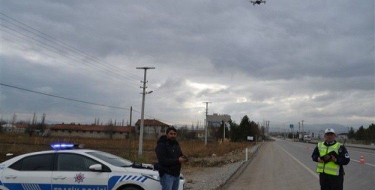 Şuhut'ta drone destekli trafik kontrolü