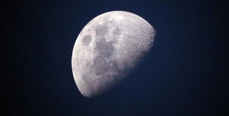 Çin Ay'ın karanlık yüzüne keşif aracı gönderdi