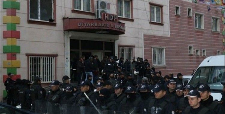 HDP'ye polis baskını, 20'den fazla gözaltı