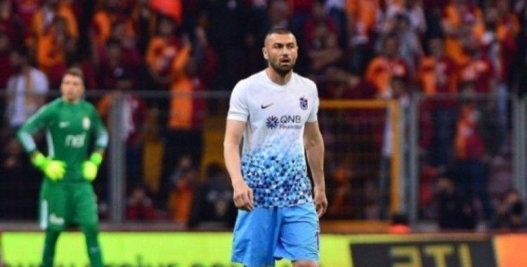 Burak Yılmaz ve Onur Kıvrak, Trabzonspor'a ihtar çekti