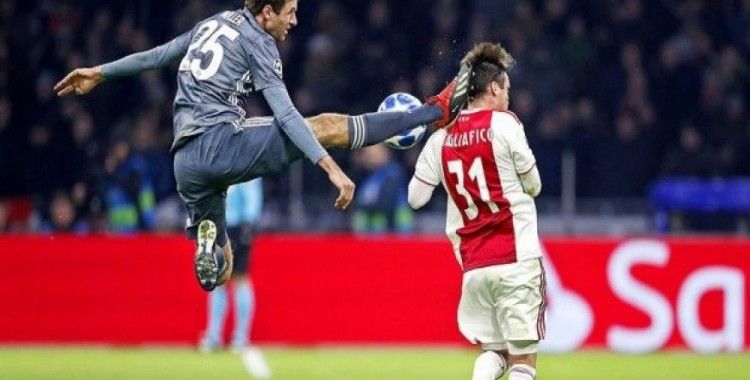 Bayern Münihli Müller'den Ajaxlı Tagliafico'ya özür