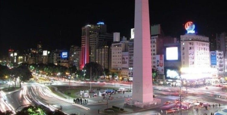 Arjantin'de yoksulluk son 10 yılın en yüksek seviyesinde