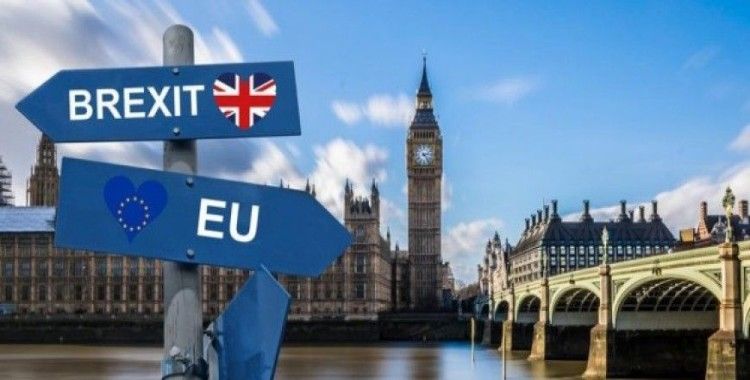 AB Brexit'te 'yeniden müzakereye' kapıları kapattı