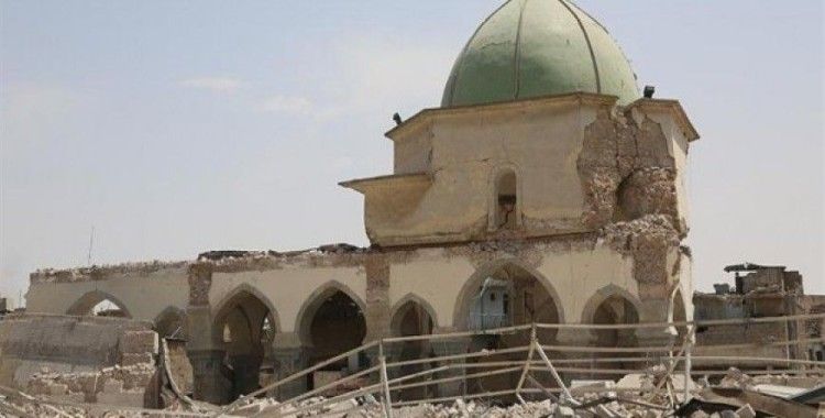 Musul'da Deaş'ın yıktığı tarihi caminin yeniden inşasına başlandı