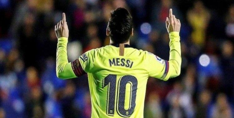 Messi La Liga'da gol krallığı yarışında ilk sıraya yükseldi