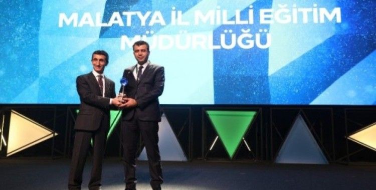 Malatya Milli Eğitim Müdürlüğü’ne 'Kristal Baret Ödülü'