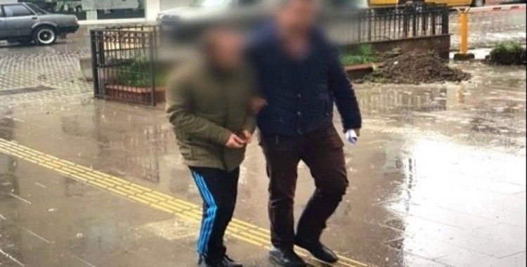 İzmir'de aranan cinayet zanlısı Kuşadası'nda yakalandı