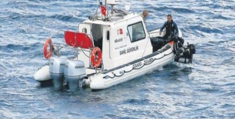 Balıkçı teknesi battı, 2 balıkçı kurtarıldı