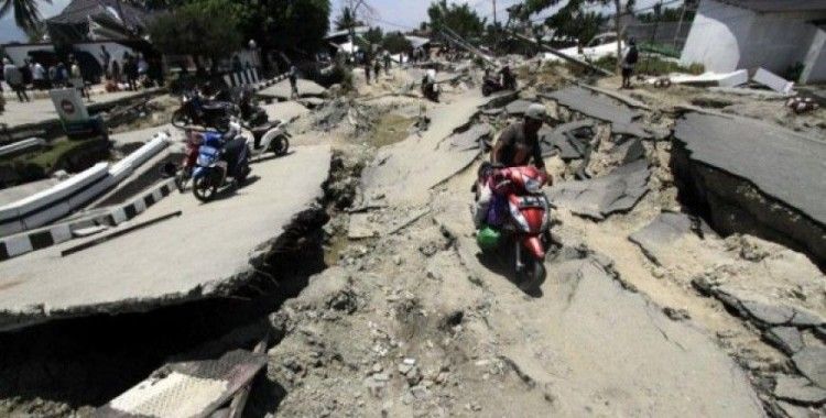 Bu yıl dünyada doğal afetlerde en çok depremler can aldı