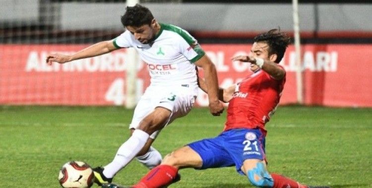 Spor Toto 1. Lig: Altınordu: 0 - Giresunspor: 0