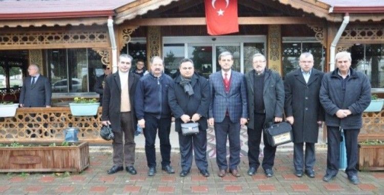 Başkan Özkan gazetecilerle buluştu