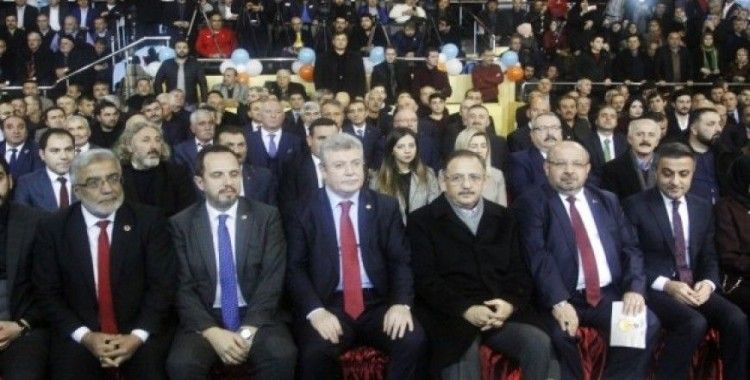 Mehmet Özhaseki, Çankırı Belediye Başkan Adaylarını açıkladı