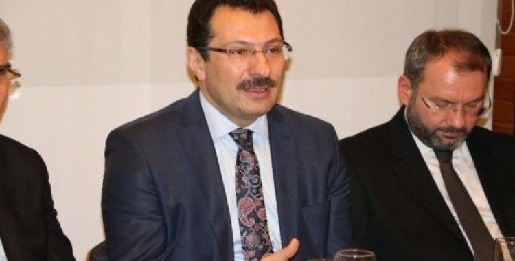 AK Parti Seçim İşlerinden Sorumlu Genel Başkan Yardımcısı Yavuz Tank Palet fabrikası için konuştu