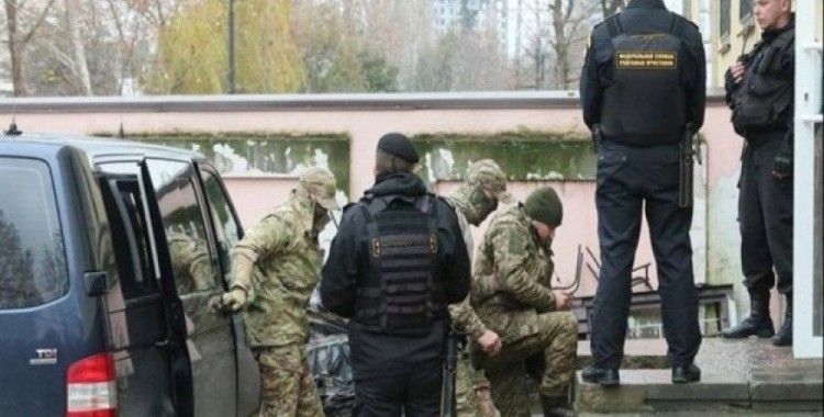 Rusya, Ukraynalı denizcilerin gözaltı süresini uzattı