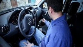 Yaralı flamingo yetkililere teslim edildi 