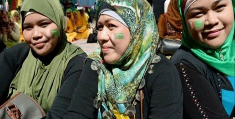 Moro Müslümanlarının özerklik referandumu barış içinde sona erdi