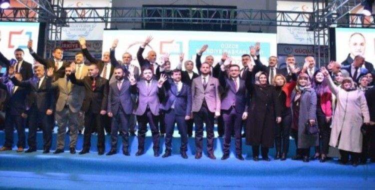AK Parti Düzce belediye başkan adaylarını tanıttı