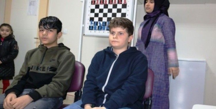 Körleme satrancın ustaları Diyarbakır’da yetişiyor