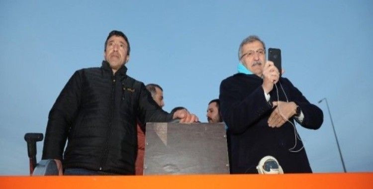 Başkan Murat Aydın balıkçı teknesiyle Riva Deresine açıldı