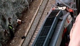 İspanya'da tren kazası, 1 ölü, 8 yaralı