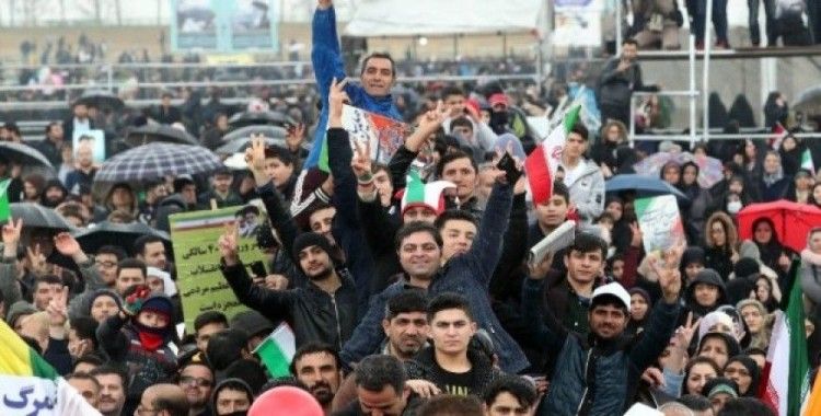 İran, devrimin 40. yıl dönümünü kutladı