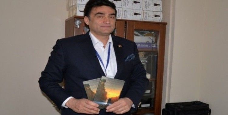 Polis memuru Kyzikos’un kayıp hazinelerinin kitabını yazdı