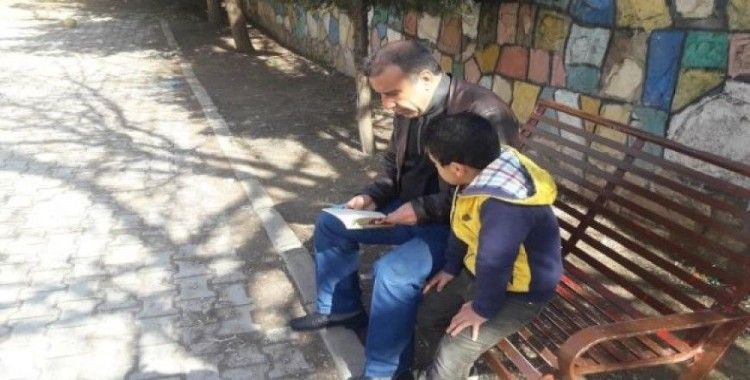Ergani’de ‘Çocuğumu beklerken kitabımı okuyorum’ projesi