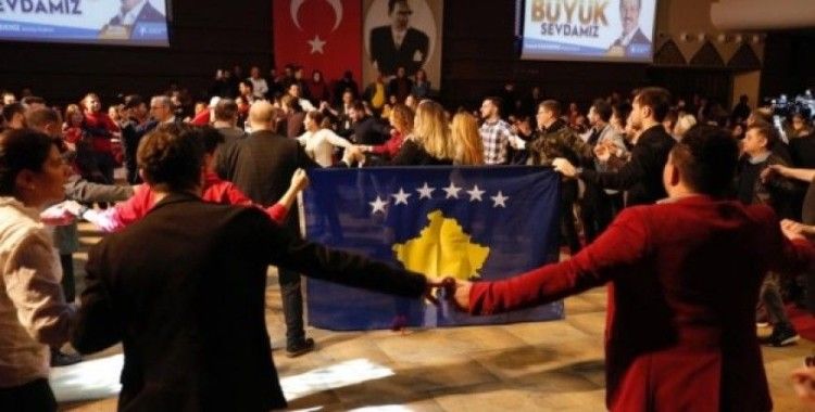 Kosova’nın Bağımsızlığına görkemli kutlama