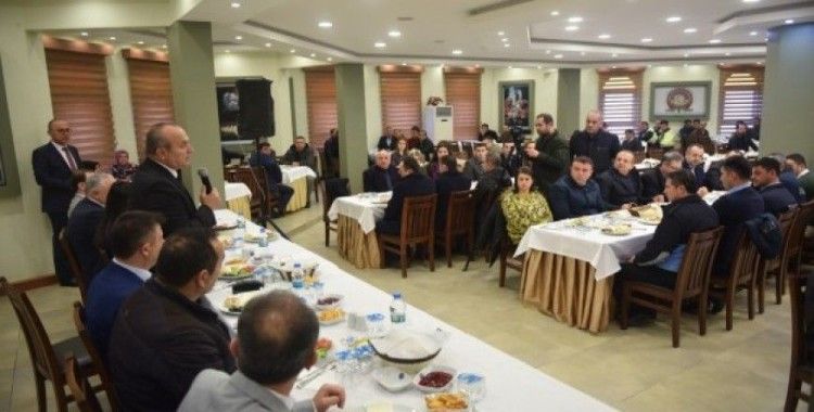 Başkan Arslan, belediye personeli ile kahvaltıda buluştu