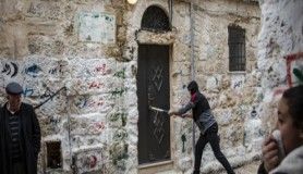 Yahudi yerleşimciler Kudüs'te Filistinli ailenin evine el koydu