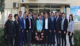 Şampiyon güreşçiye coşkulu karşılama