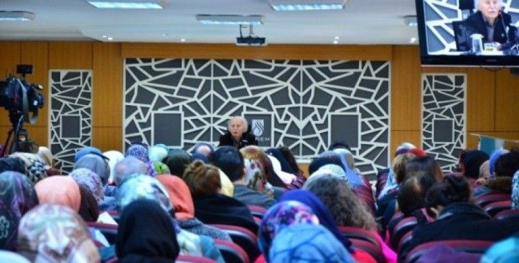 TDV KAGEM  ’İslam, Kadın ve Hayat’ konulu konferans düzenledi